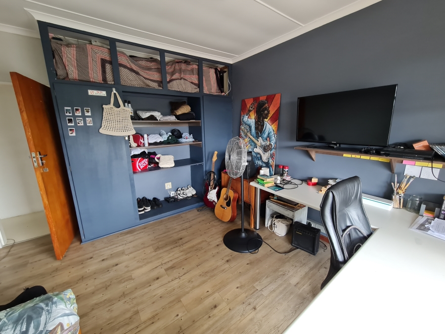 4 Bedroom Property for Sale in Noorsekloof Eastern Cape